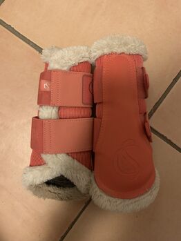 Classic sports kollektion in der Farbe coral, Eskadron, Ilayda Krier, Gamaschen, Remich