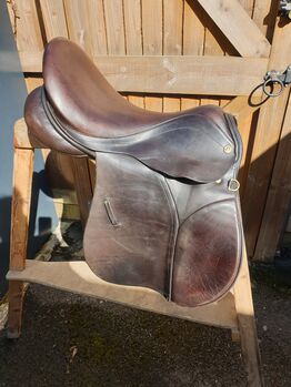 Cliff Barnsby English leather saddle Cliff Barnsby