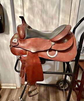 Continental Saddle 17’ reiner, Mac, Other, AL
