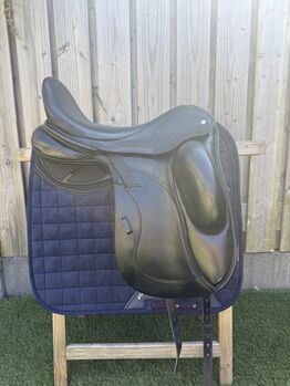 Custom Wolfgang Matrix,  Custom  Wolfgang Matrix, NG Zadels (NG Zadels ), Dressage Saddle, Almere