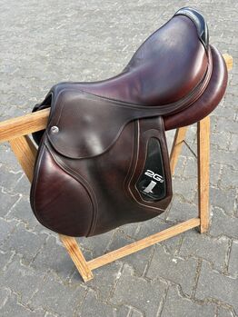 CWD 2Gs Springsattel 17,5" - Dunkelbraun - gepflegter Zustand, CWD 2Gd, Emma, Jumping Saddle, Haren