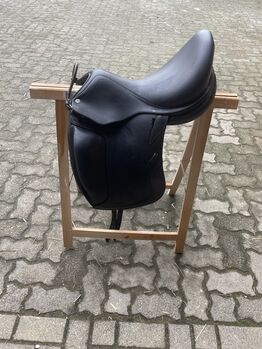 CWD Dressur Sattel Modell SE08-175 2XL PL - top gepflegt! CWD SE08-175 2XL PL 