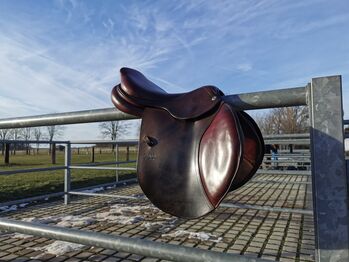 CWD Springsattel Braun SE02 17,5, CWD SE02, Lilly Schuldt, Jumping Saddle, Dresden