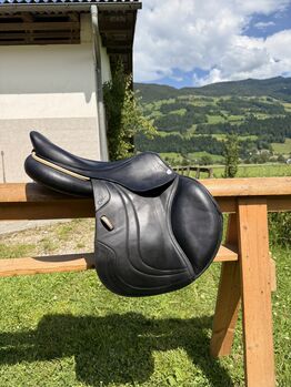 CWD Optim Springsattel – 17,5" – Büffelleder – Top Zustand CWD Optim