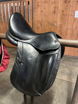 CWD SE08 17‘‘ Monoblatt, CWD SE 08, Antonia Webendörfer, Dressage Saddle, Halle (Saale) 