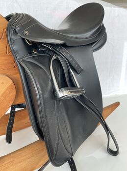 Schwarzer Eichhorn Advantage Dressursattel Kammer 28, Eichhorn Sattelprofi Advantage, Veronika, Siodła ujeżdżeniowe, Murnau