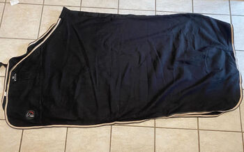 Schwarze Abschwitzdecke HKM