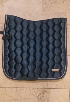 Dunkelgrüne Dressurschabracke Krämer