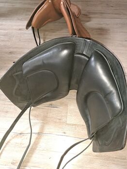Deuber Barock deluxe schwarz / cognac Sitz Gr. 2 Kammer Gr.3 Deuber Barock deluxe