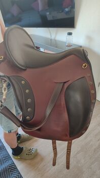 Deuber El Campo Barocksattel, Deuber&Partner El Campo , Stephanie Wegrzyn , Baroque Saddle, Essen