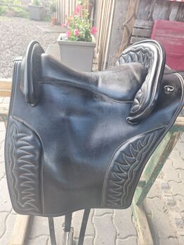 Deuber und Partner Desmond o'brien, Deuber und Partner  Desmond o'brien , Irmi Steiner, Other Saddle, Münster