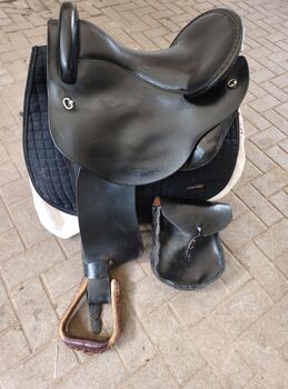 Deuber Quantum Sattel S2 Komplettset / sehr gepflegt, Deuber Und Partner  QUANTUM UF S2, Familie P. , Baroque Saddle, Lage, Lippe