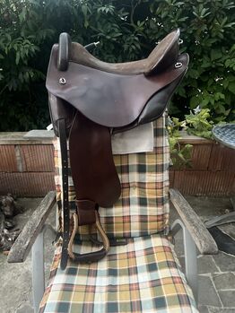 DEUBER Quantum Western/Dressur/Freizeit m Fendern/Blättern S4 TOP DEUBER Quantum