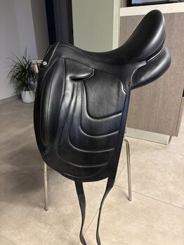 devocoux dressage saddle devocoux makila harmonie 