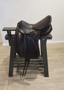 Devoucoux Dressursattel Makila in braun, Devoucoux Makila, A.-M. Lips, Dressage Saddle, Salzhausen 