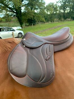 Devoucoux jumping saddle, Devoucoux , Megan Burbridge, Jumping Saddle, Wisborough Green