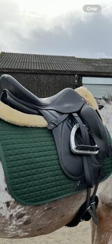 Devoucoux makila dressage saddle 17”, Devoucoux  Makila , Abi, Dressage Saddle, Newark-on-Trent