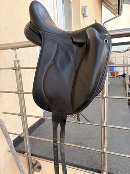 Devoucoux Makila Lab Dressursattel – 17,5 Zoll