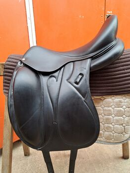 Devoucoux Makila S Dressursattel, Devoucoux Makila S , Sarina, Dressage Saddle, Ingolstadt 