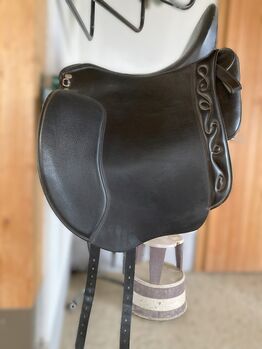 Dressage Andaluz - Premium Line Dressur - Glattleder 17,5" schwarz, Iberosattel Dressage Andaluz - Premium Line Dressur, Anja Lenz, Siodła ujeżdżeniowe, Straden