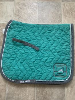 Dressage pads, All different , Louise Ferguson, Czapraki