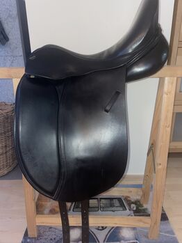 Dressursattel 17,5 schwarz, Frederike , Dressage Saddle, Attendorn