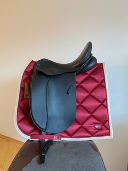 Dressursattel 17" Euroriding Diamant, Prestige Diamant, Laura Feist, Dressage Saddle, Weimar