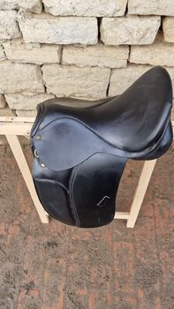 Dressursattel 17 Zoll, EquiBette, Ellie, Dressage Saddle, Bad Münder am Deister