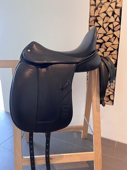 Dressursattel Ergo Saddlefit 17", Ergo Saddlefit/Hennig Sattel Gold , Magique , Dressage Saddle, Wädenswil