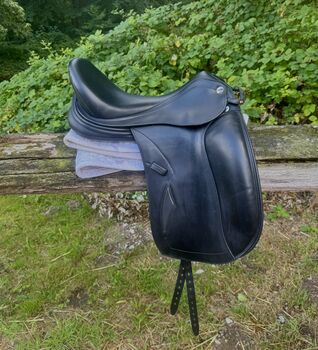 Dressursattel ERREPLUS Impulse 18 Zoll neuwertig, Erreplus Impulse, Katja Rommel , Dressage Saddle, Bergisch Gladbach