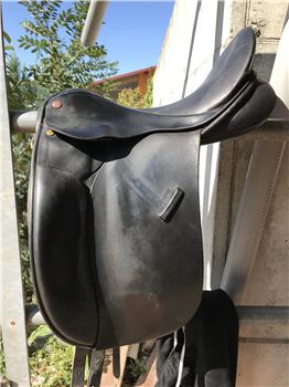 Dressursattel euroriding Diamant 16,5 Zoll, Fit 4, Euroriding Diamant , Jessi, Dressage Saddle, Mörfelden-Walldorf