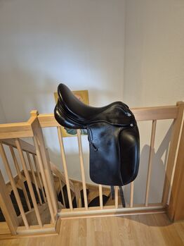 Dressursattel Euroriding/Prestige Emilio 18Zoll, Euroriding/Prestige  EMILIO , Bernd , Dressage Saddle, EMBSEN 