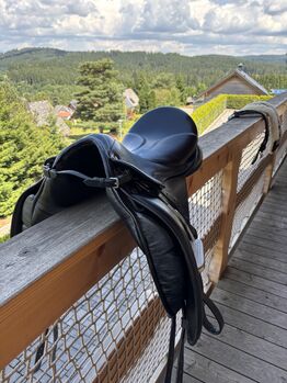 Dressursattel Genesis von Stübben, Stübben Genesis biomex, Pamela Nikolay, Dressage Saddle, Feldberg 