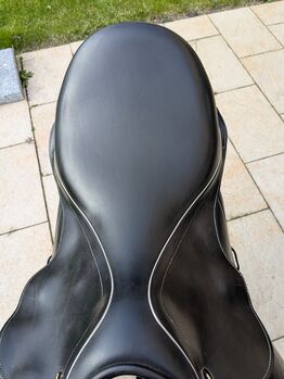 Dressursattel Hemano Aachen Deluxe 17,5 Hemano  Aachen Deluxe 