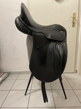 Dressursattel, Horse and Passion by Kiefer, KW 37, französische Kissen, Kiefer/ Horse and Passion, Luisa, Dressage Saddle, St. Wendel