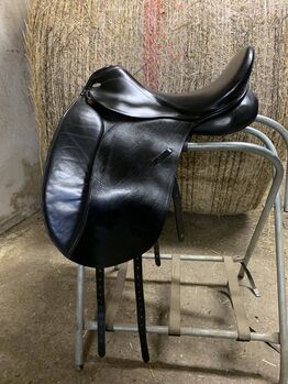 Dressursattel Kentaur Penelopa, 17,5 Zoll, 32er Kammer, Kentaur Penelopa, Michaela, Dressage Saddle, Hünstetten