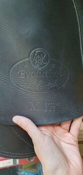 Dressursattel MacRider Evolution - 17,5 Zoll - schwarz mit Lackdetails Mac Rider Evoluation