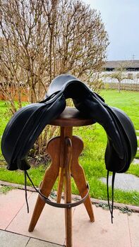 Dressursattel Prestige X Breath 18/33 Schwarz/Creme Prestige  X Breath D 