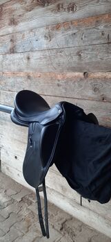 Dressursattel Prestige X Optimax K Monoblatt 17 33 Neuwertig, Prestige  X Optimax K, Maresa, Dressage Saddle, Pfullingen