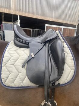 Dressursattel Stübben Aramis II GP Stübbe