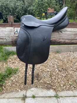 Dressursattel Weischenberg 17,5“, Ferdi Weischenberg, Claudia, Dressage Saddle, Weyhe