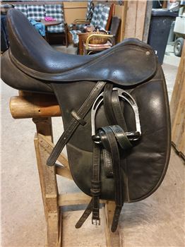 Dressursattel Wintec Isabell Werth 18 Zoll, Wintec Isabell Werth, Vanessa , Dressage Saddle, Filderstadt