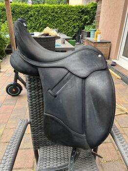 Dressursattel Wintec Isabella Werth 17,5 Zoll mit Cair, Wintec Isabella Werth , Miriam , Dressage Saddle, Dallgow-Döberitz