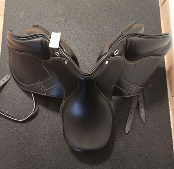 Dressage Sattel Leather 17,5 Keine Ahnung  Sattel 