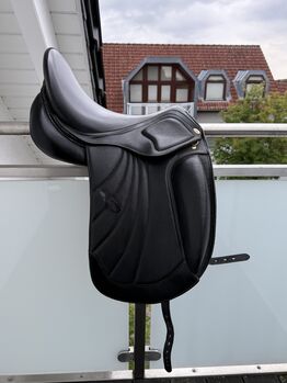 Dressursattel 17,5, Kentaur  Ithaka AP , Xilodi , Dressursattel, Ballenstedt 