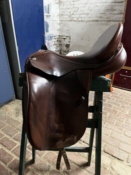 Dressursattel Braun, Nicalex Dressursattel langes Sattelblatt , Mara, Dressage Saddle, Köln