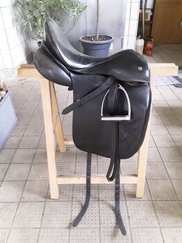 Dressursattel, Fichtbauer , Helene , Dressursattel, Mittenaar 2