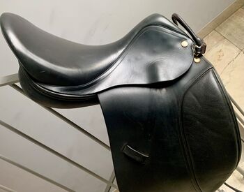 Dressursattel Harry Dabbs Mod. Elegant XF, 17,5" Kopfeisen medium, Harry Dabbs Elegant XF, Birte, Dressage Saddle, München