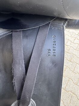 Dressursattel Ikonic Light 17,5 Zoll Ikonic  Light 