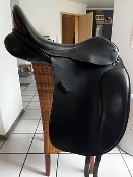 Dressursattel SeaBis 18 Zoll SeaBis  Dressursattel 